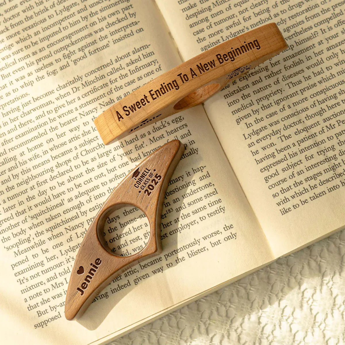 Class Of 2025 - Personalized Custom Book Page Holder - Image 4