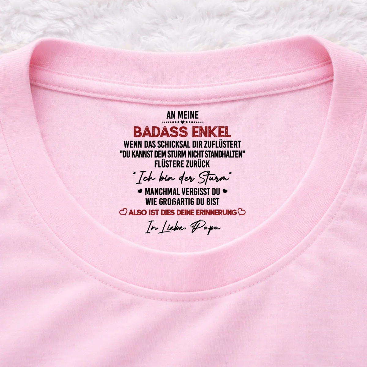 Ich bin der Sturm – Personalisiertes T-Shirt mit Innenhalsdruck - Image 10