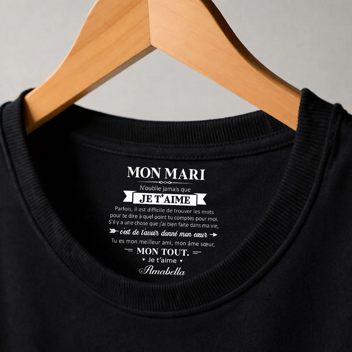 Mon âme sœur et mon tout – T-shirt avec impression personnalisée à l’intérieur du col - Image 3