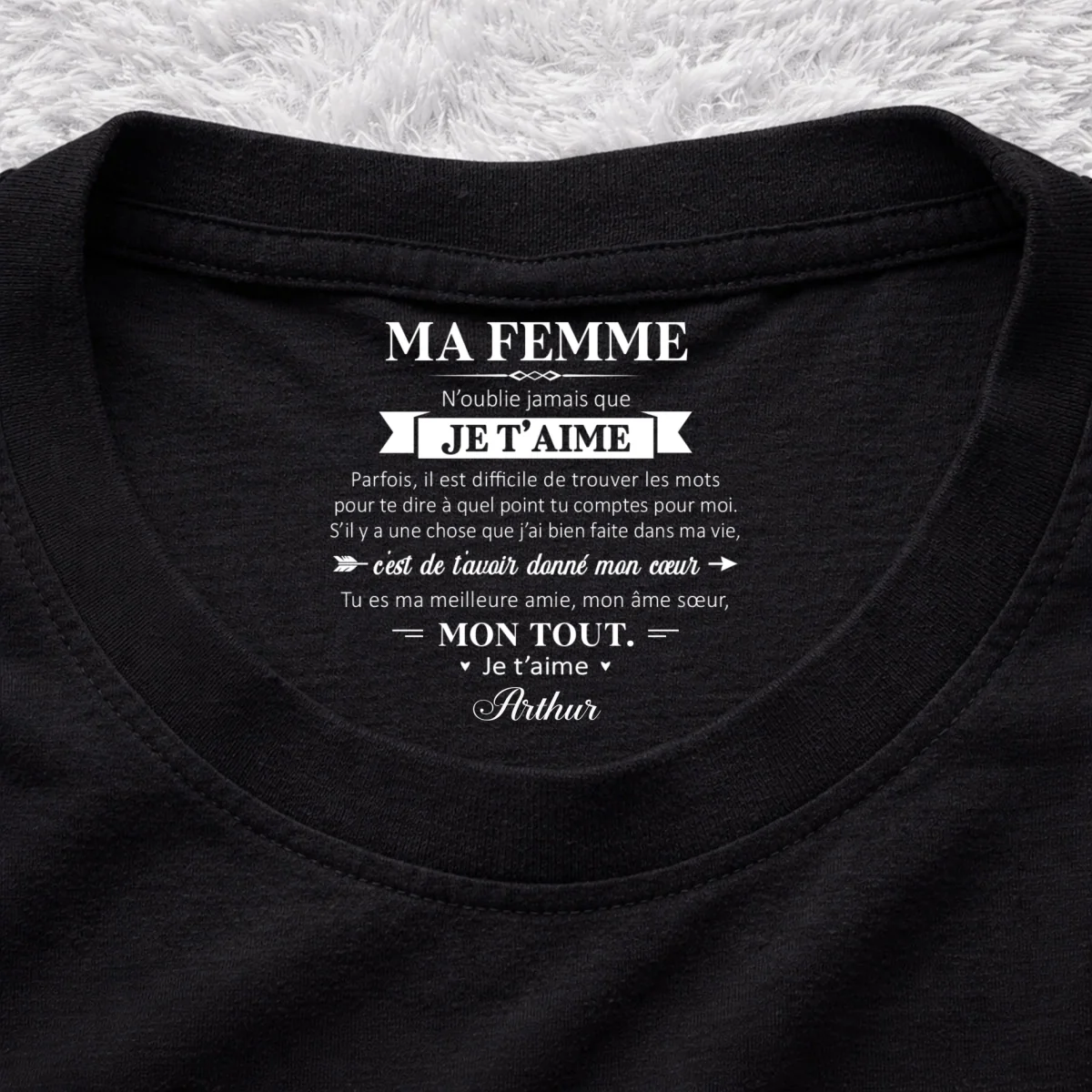 Mon âme sœur et mon tout – T-shirt avec impression personnalisée à l’intérieur du col - Image 7