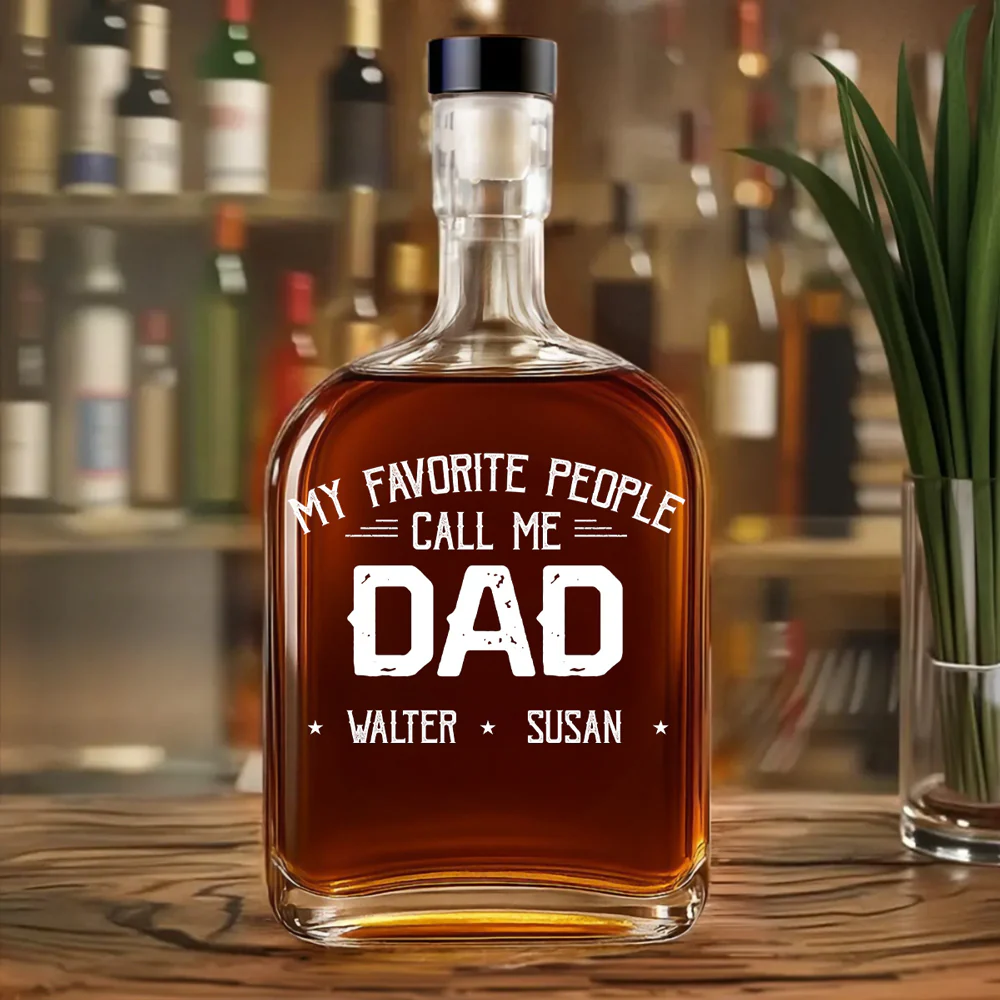My Favorite People - Personalized Custom Spirits Decanter - Image 2