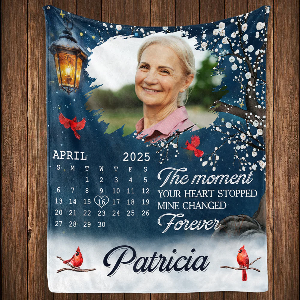The Moment - Personalized Custom Fleece Blanket - Image 4